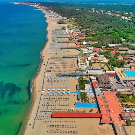 Laura * Tirrenia